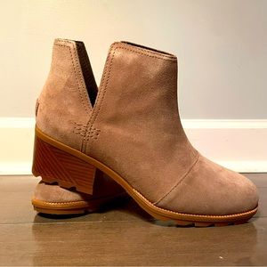 Sorel NIB Cate Cutout Ashbrown Boot/Bootie Waterproof Size 10